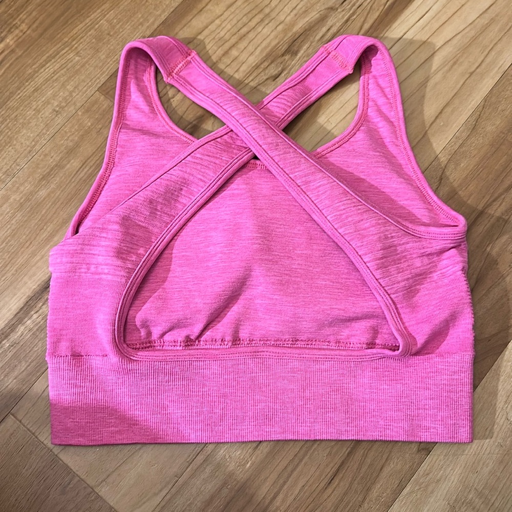 Alphalete sports bra